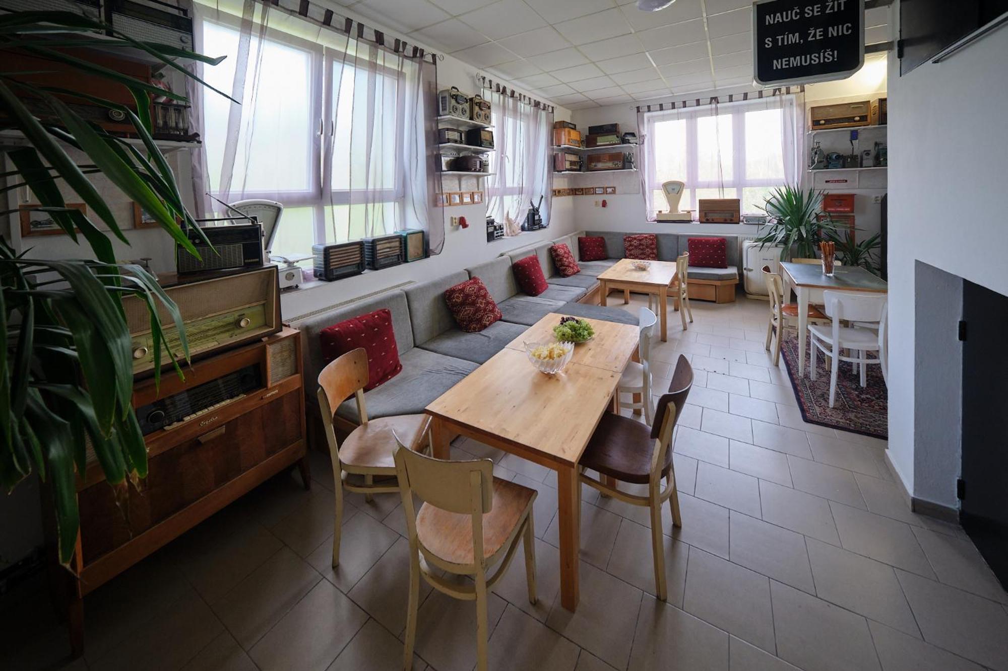 Hostel Doupe Humpolec Extérieur photo